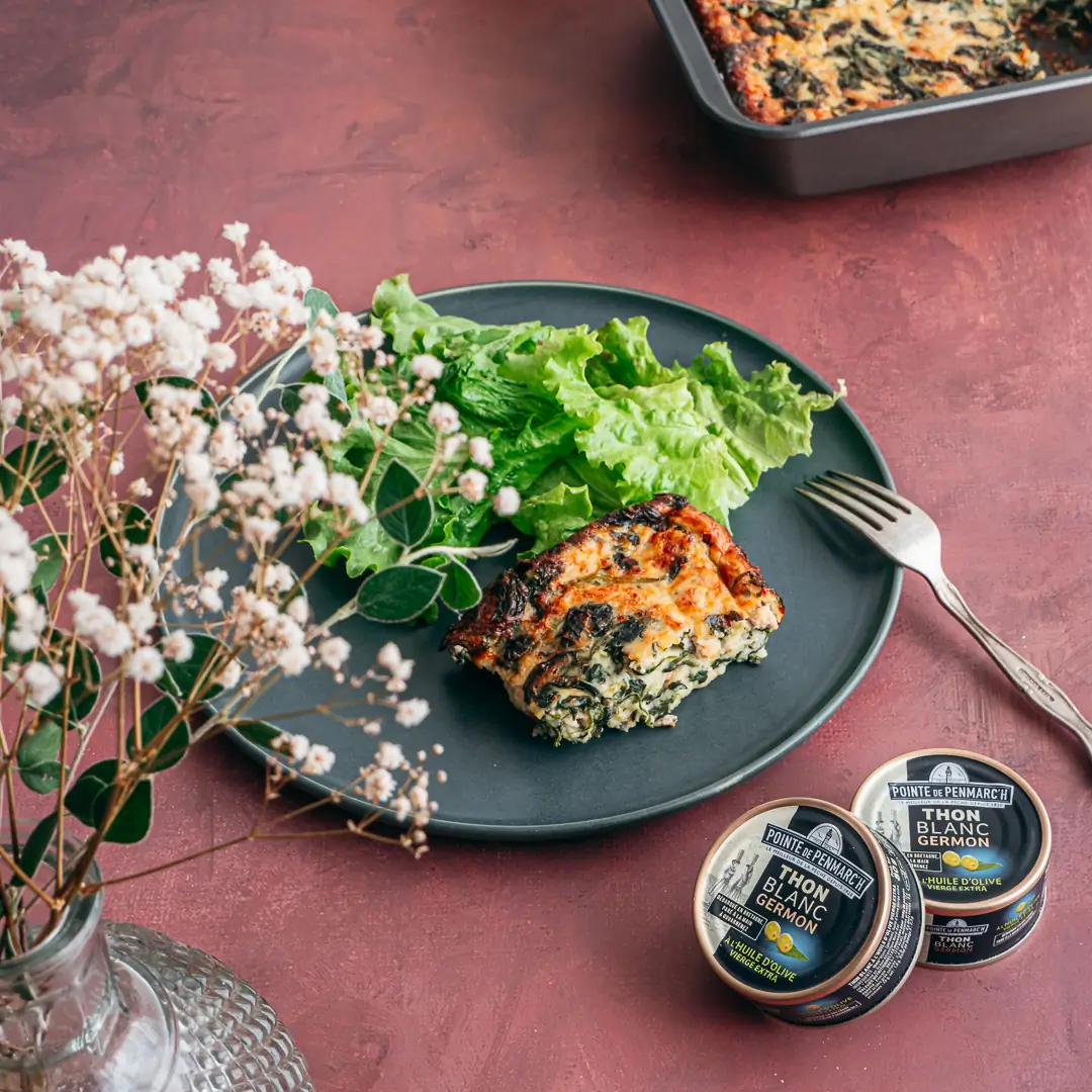 Quiche sans pâte au thon, épinards et fromage ail & fines herbes